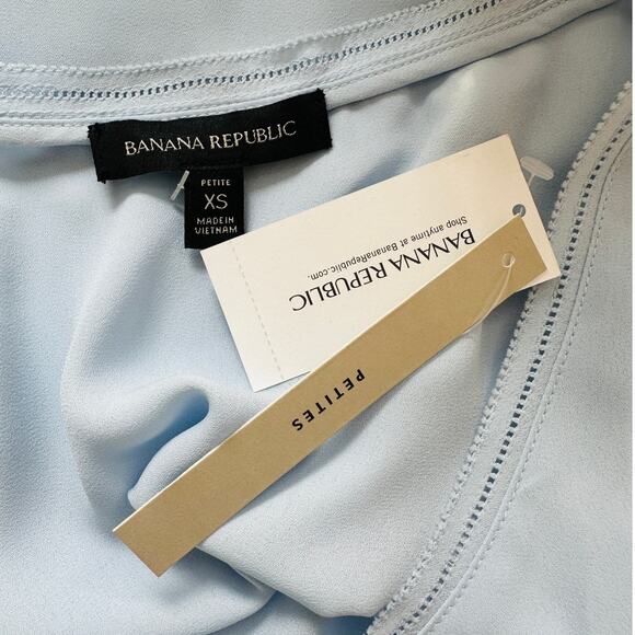 NWT Banana Republic Light Blue Picot Trim Semi Sheer Tank Top XSP - Picture 7 of 11